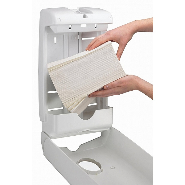 Диспенсер Kimberly-Clark Aquarius™  компактный для бумажных полотенец в пачках Slimfold 5856
