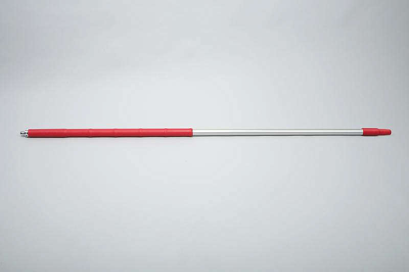 Ручка эргономичная, алюминий (с подачей воды) - 1750х32 мм., красный